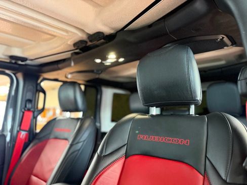 Used 2023 Jeep Wrangler Unlimited Rubicon 4xe AWD/4WD image 20