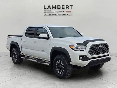Used 2023 Toyota Tacoma TRD Off-Road image 7