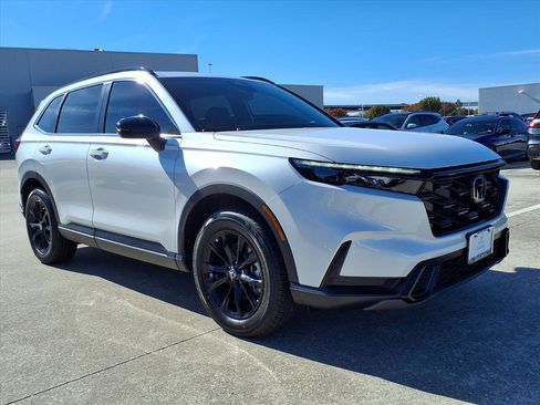 Certified 2025 Honda CR-V Sport image 2