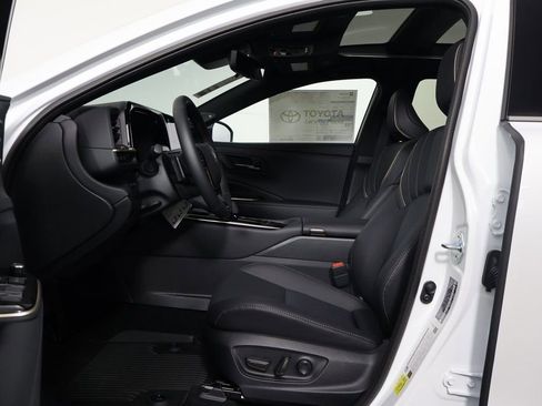 New 2026 Toyota Crown Signia image 5