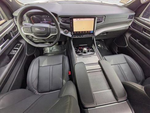 New 2026 Jeep Grand Wagoneer 4WD image 3