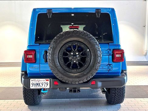 Used 2023 Jeep Wrangler Unlimited Rubicon 4xe AWD/4WD image 9