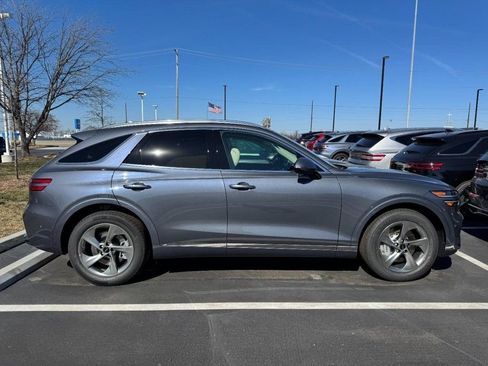 New 2026 Genesis GV70 2.5T Advanced image 2