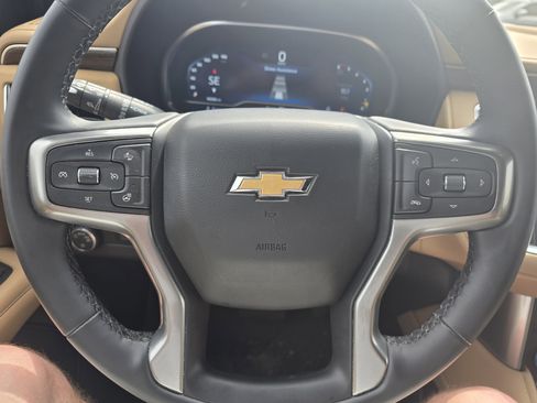 Used 2024 Chevrolet Suburban Premier image 13