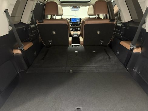 Used 2024 Toyota Grand Highlander AWD image 57