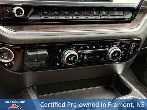 Certified 2025 GMC Sierra 1500 SLT w/ SLT Premium Plus Package AWD/4WD image 11