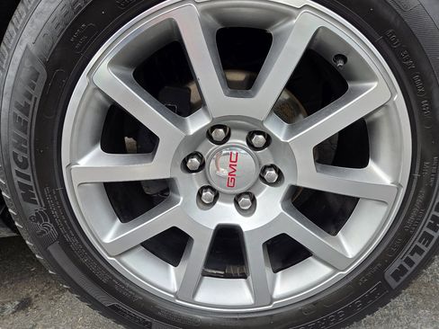 Used 2020 GMC Yukon XL Denali image 42