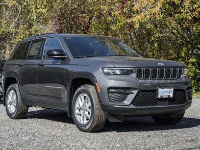 New 2025 Jeep Grand Cherokee Laredo X w/ Luxury Tech Group I