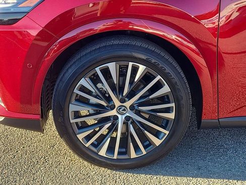 Used 2025 Lexus RX 350 350h Premium Plus image 17