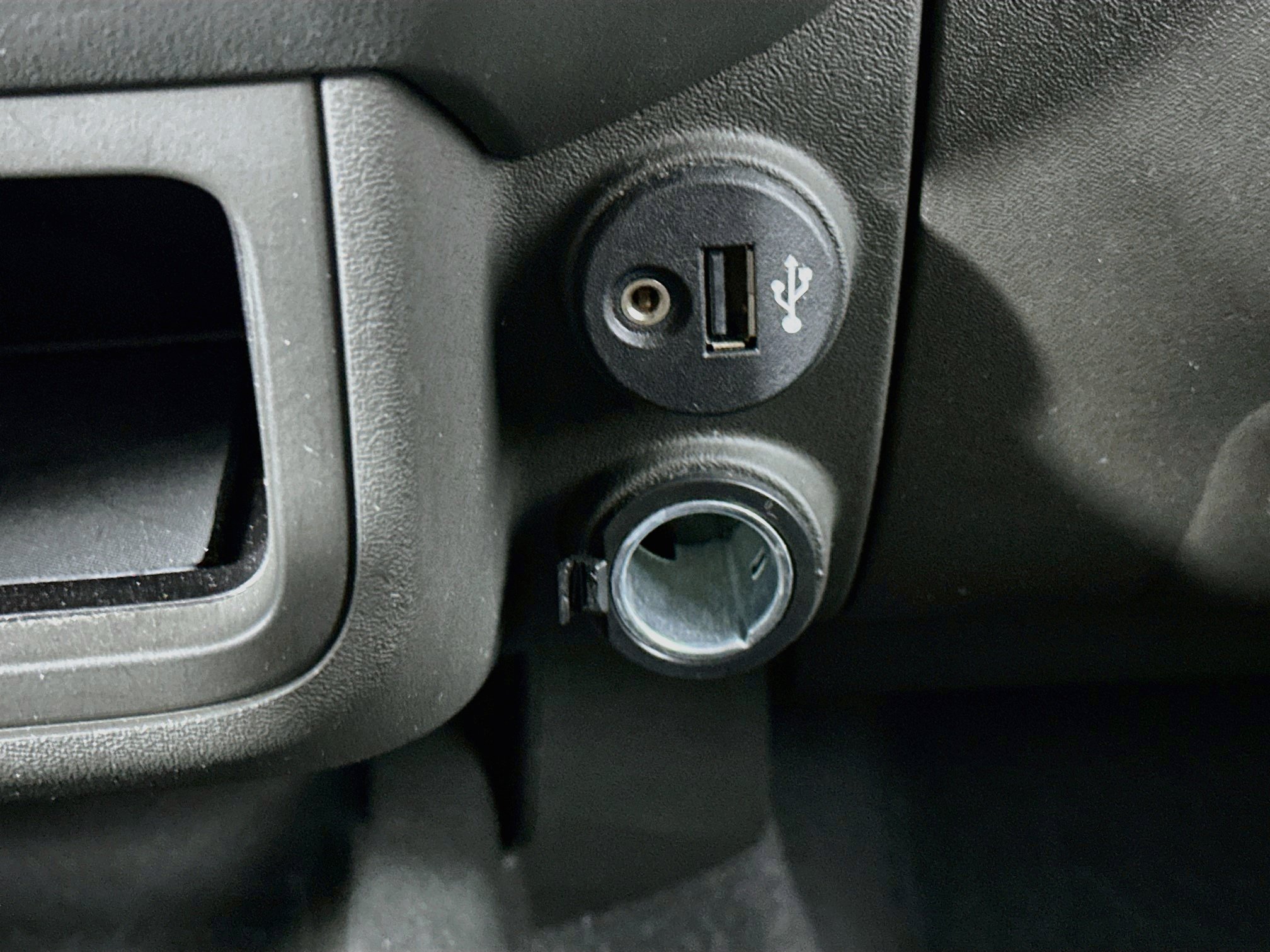 Used 2019 Nissan Frontier S RWD image 25