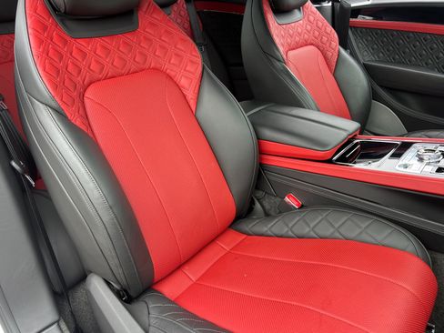 Used 2020 Bentley Continental GT image 39