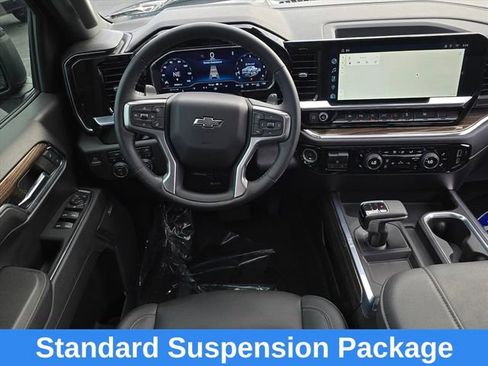Used 2023 Chevrolet Silverado 1500 RST w/ Rally Edition AWD/4WD image 17