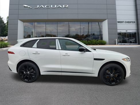 New 2026 Jaguar F-PACE R-Dynamic S image 4