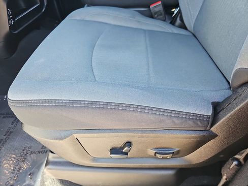 Used 2024 RAM 2500 Big Horn image 29