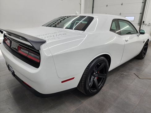 Used 2019 Dodge Challenger SRT Hellcat Redeye RWD image 5