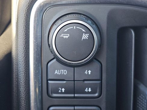 Used 2019 Chevrolet Silverado 1500 RST image 11