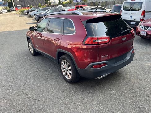 Used 2015 Jeep Cherokee Limited AWD/4WD image 6