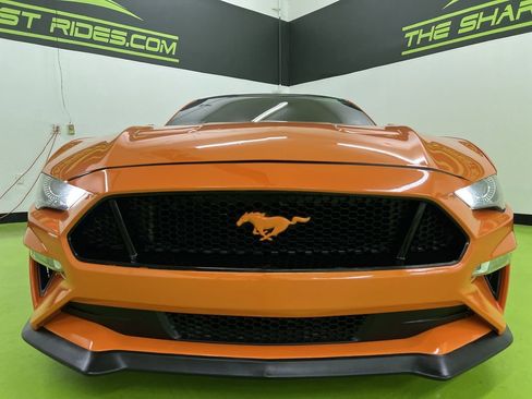 Used 2020 Ford Mustang GT w/ Equipment Group 301A RWD image 3