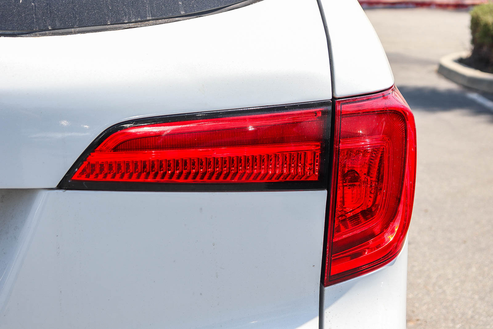 Used 2018 Honda Pilot LX image 9