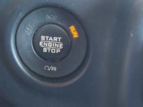 Used 2019 Jeep Wrangler Unlimited Sport S AWD/4WD image 24