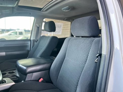 Used 2013 Toyota Tundra 4x4 CrewMax image 25