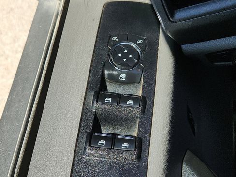 Used 2022 Ford F250 XL w/ Power Equipment Group AWD/4WD image 17