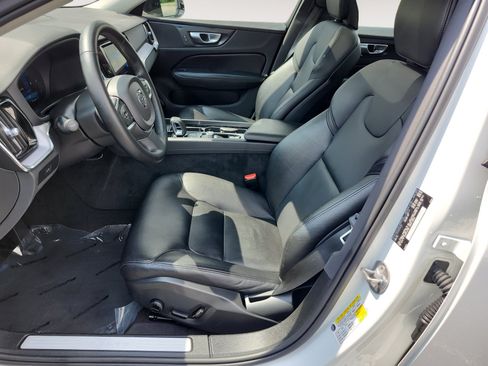 Used 2024 Volvo S60 B5 Core FWD image 9