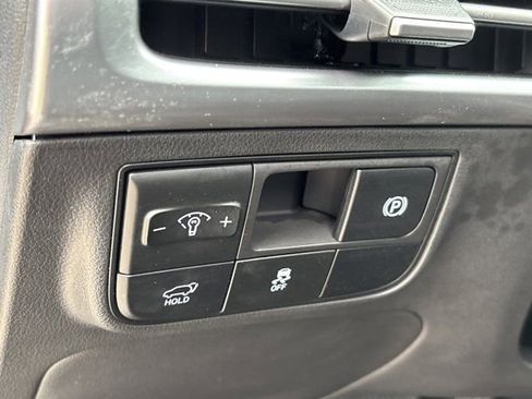 Used 2025 Hyundai Tucson Limited image 23