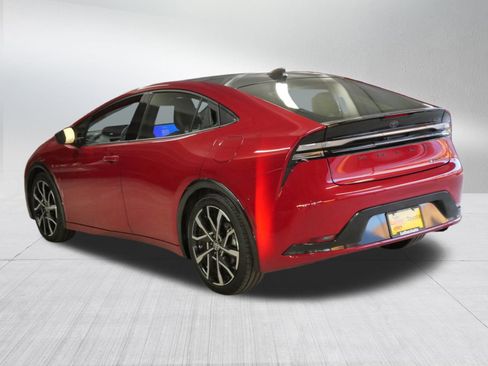 Used 2024 Toyota Prius Prime Premium image 6