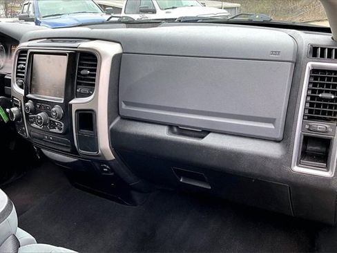 Used 2017 RAM 1500 Classic SLT image 20