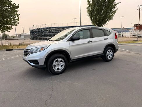 Used 2016 Honda CR-V LX image 10