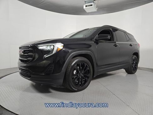 Used 2021 GMC Terrain SLE w/ Elevation Edition image 2