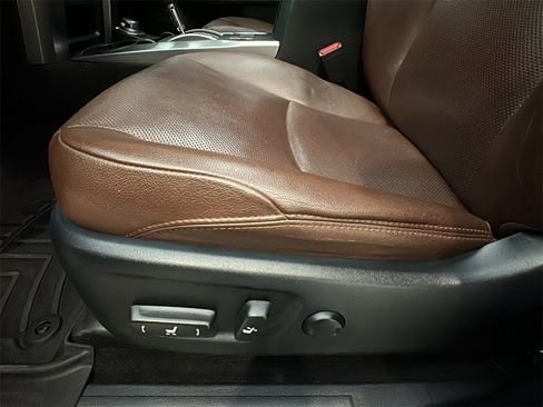 Used 2021 Toyota 4Runner Limited image 10