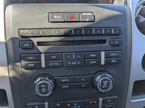 Used 2011 Ford F150 XLT w/ XLT Chrome Pkg AWD/4WD image 23