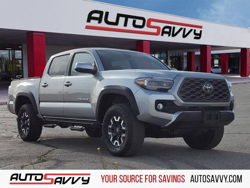 Used 2022 Toyota Tacoma TRD Off-Road image 1