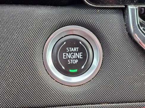 Used 2023 Chevrolet Colorado Z71 w/ Z71 Convenience Package 2 AWD/4WD image 19