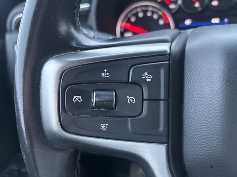 Used 2022 Chevrolet Suburban LS w/ Driver Alert Package image 18