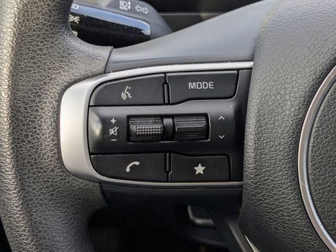 Used 2024 Kia Sportage LX FWD image 22