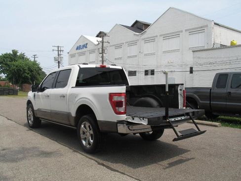 Used 2022 Ford F150 Lariat w/ Equipment Group 502A High AWD/4WD image 13
