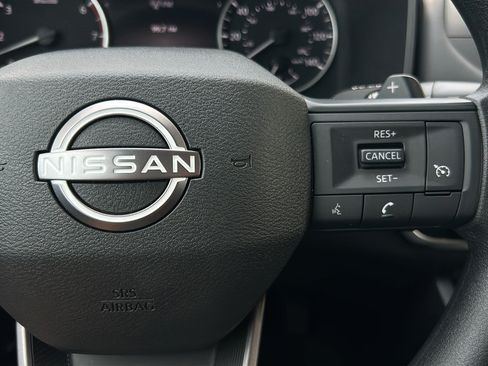 Used 2026 Nissan Rogue S FWD image 24