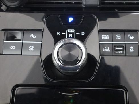 Used 2023 Subaru Solterra AWD image 29
