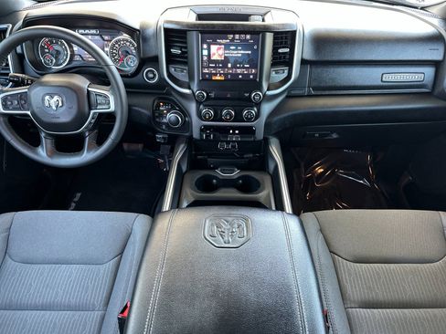 Used 2022 RAM 1500 Big Horn AWD/4WD image 12