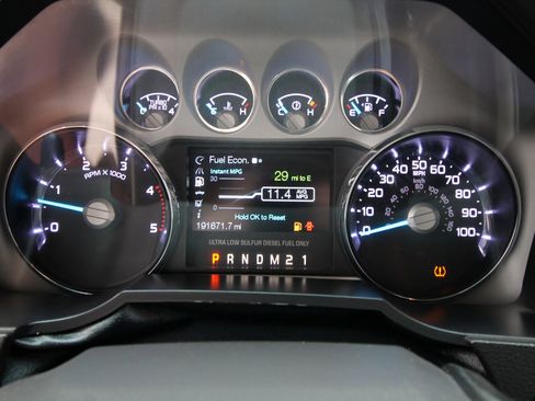 Used 2016 Ford F250 Lariat w/ Lariat Ultimate Package image 29