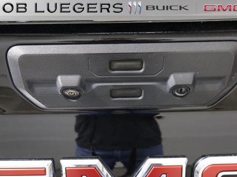 Certified 2023 GMC Sierra 1500 Denali AWD/4WD image 7