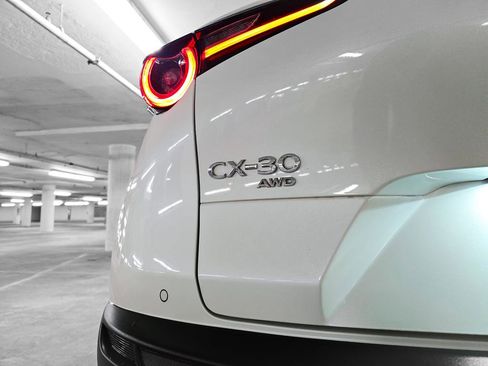 Used 2025 MAZDA CX-30 2.5 Turbo w/ Premium Plus Pkg image 11