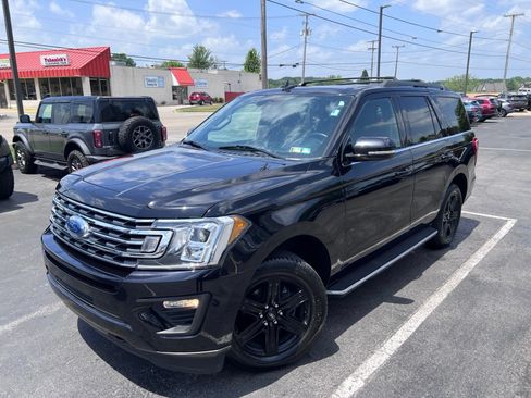 Used 2021 Ford Expedition XLT AWD/4WD image 18