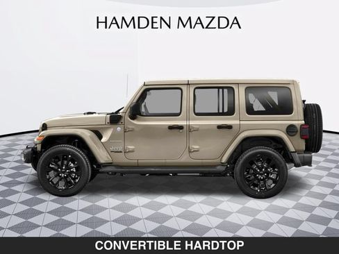 Used 2022 Jeep Wrangler Unlimited Sahara w/ Cold Weather Group AWD/4WD image 3