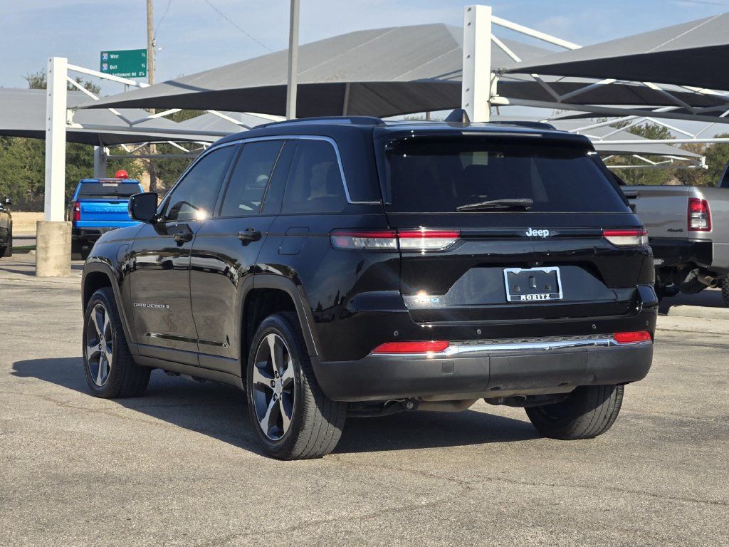 Used 2023 Jeep Grand Cherokee 4WD 4xe image 5