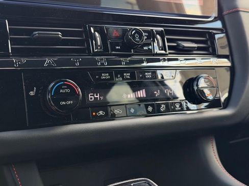 New 2026 Nissan Pathfinder Rock Creek image 36