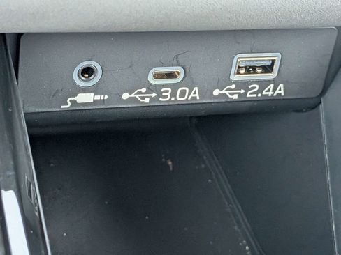 Certified 2025 Subaru Outback Premium AWD/4WD image 22
